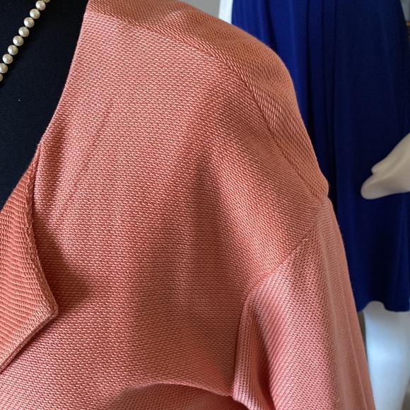Work and play hard in a beautiful salmon colored jacket, by ST. John! - Picture 6 of 12